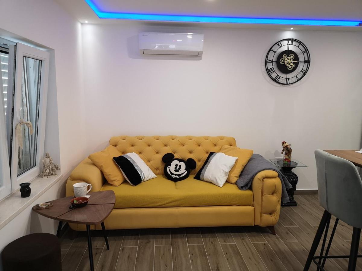 Apartments Ella สปลิท ภายนอก รูปภาพ