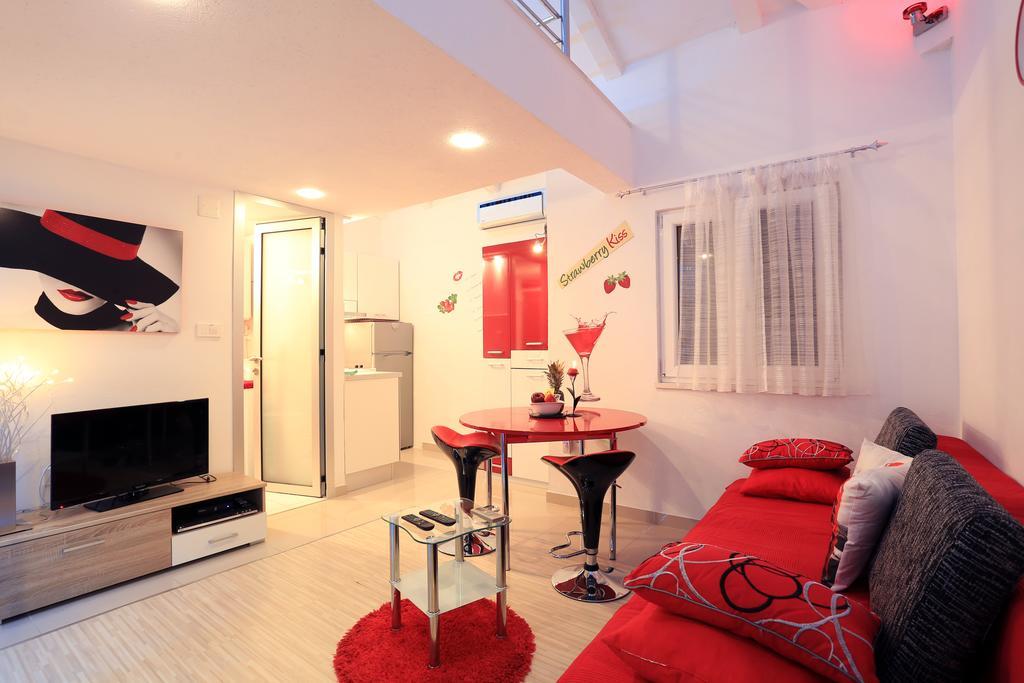 Apartments Ella สปลิท ภายนอก รูปภาพ